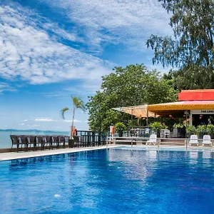 Sentral Seaview @ ​beachfront Tanjung Bungah (Penang)